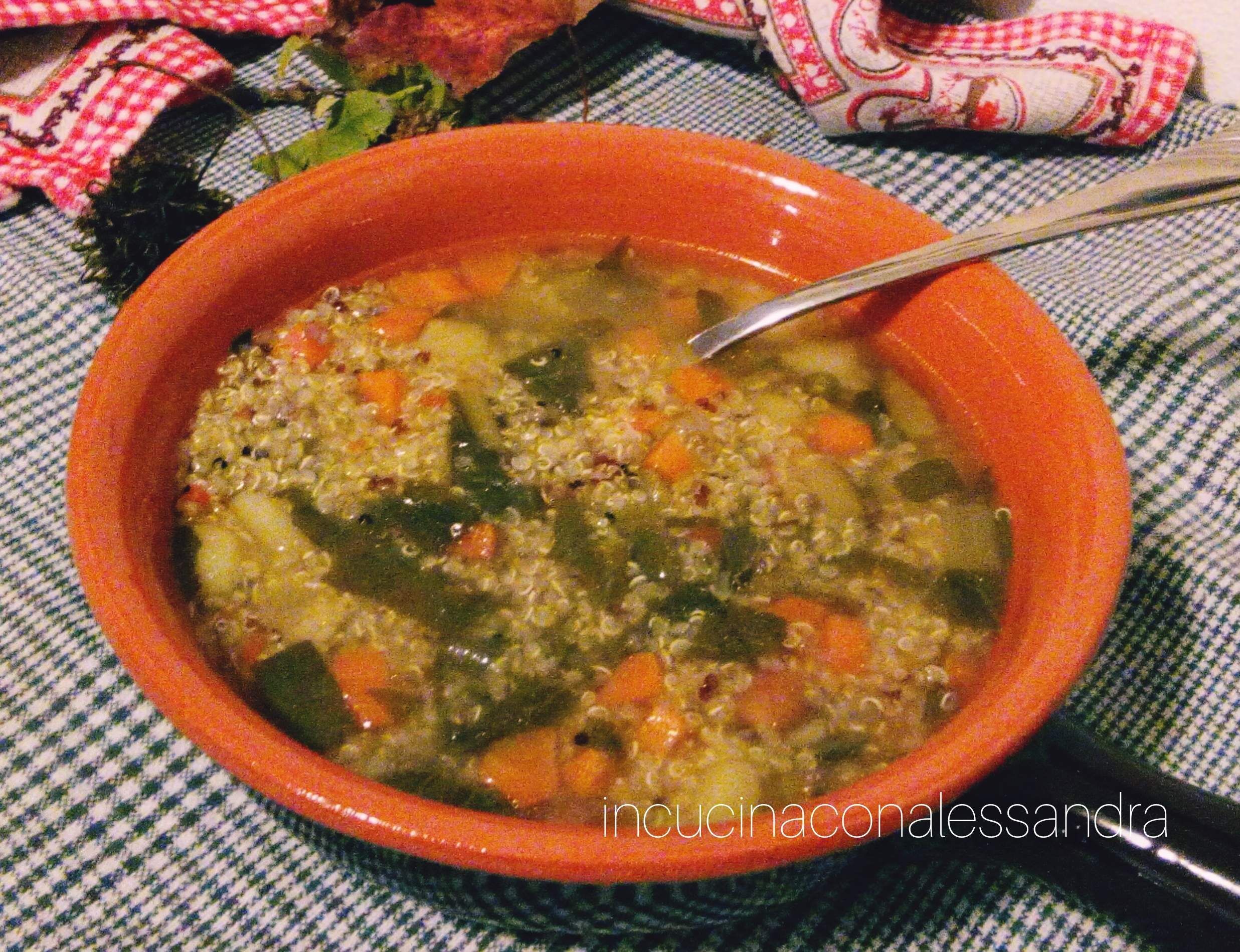 Quinoa- en groentesoep