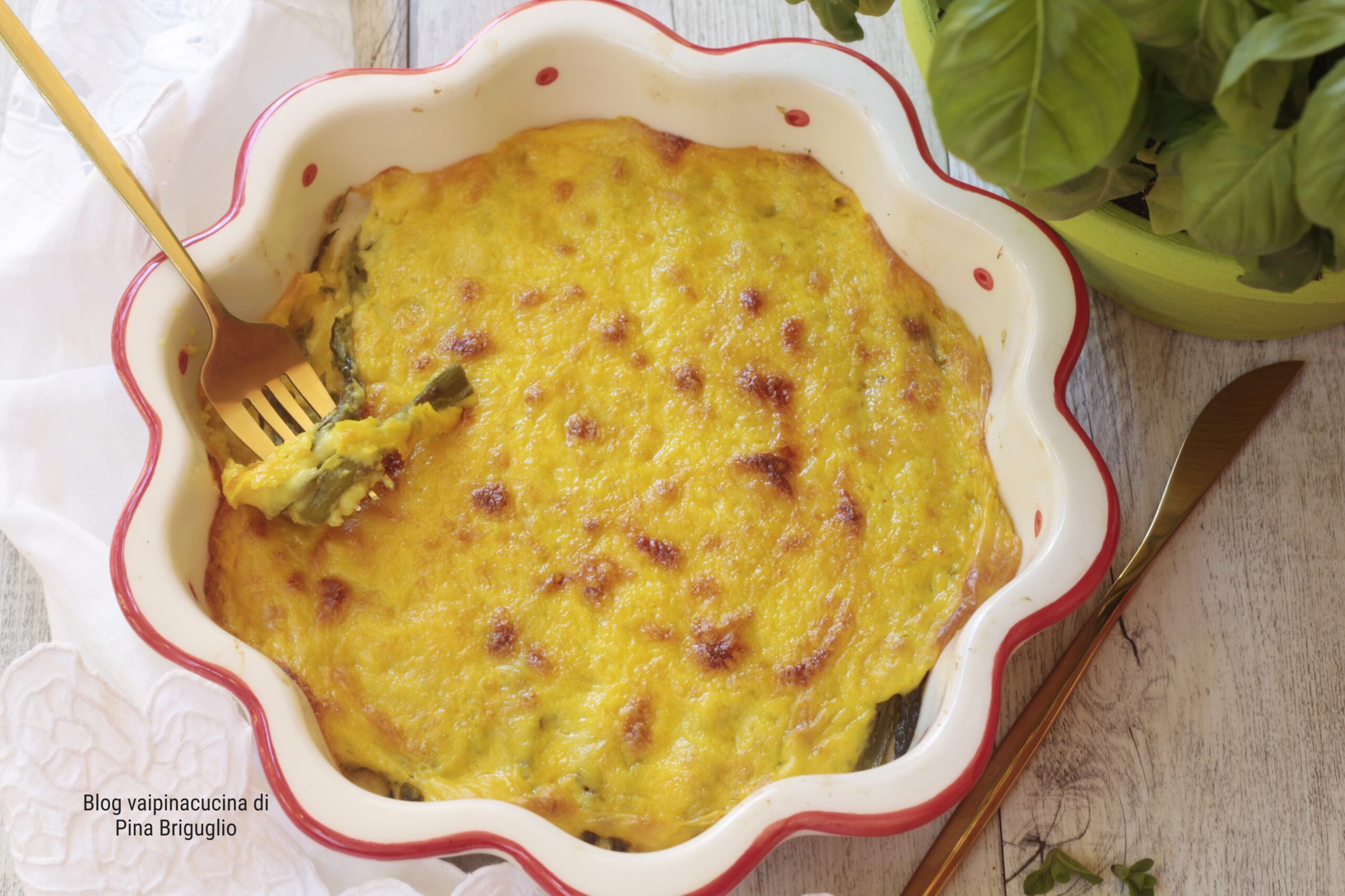 Gegratineerde asperges met bechamelsaus