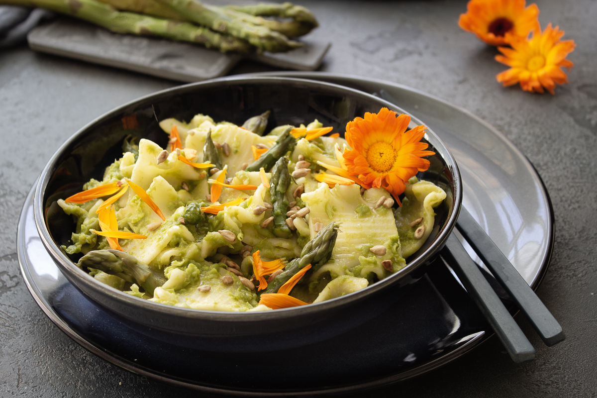 Mafalde Primavera doperwten en asperges