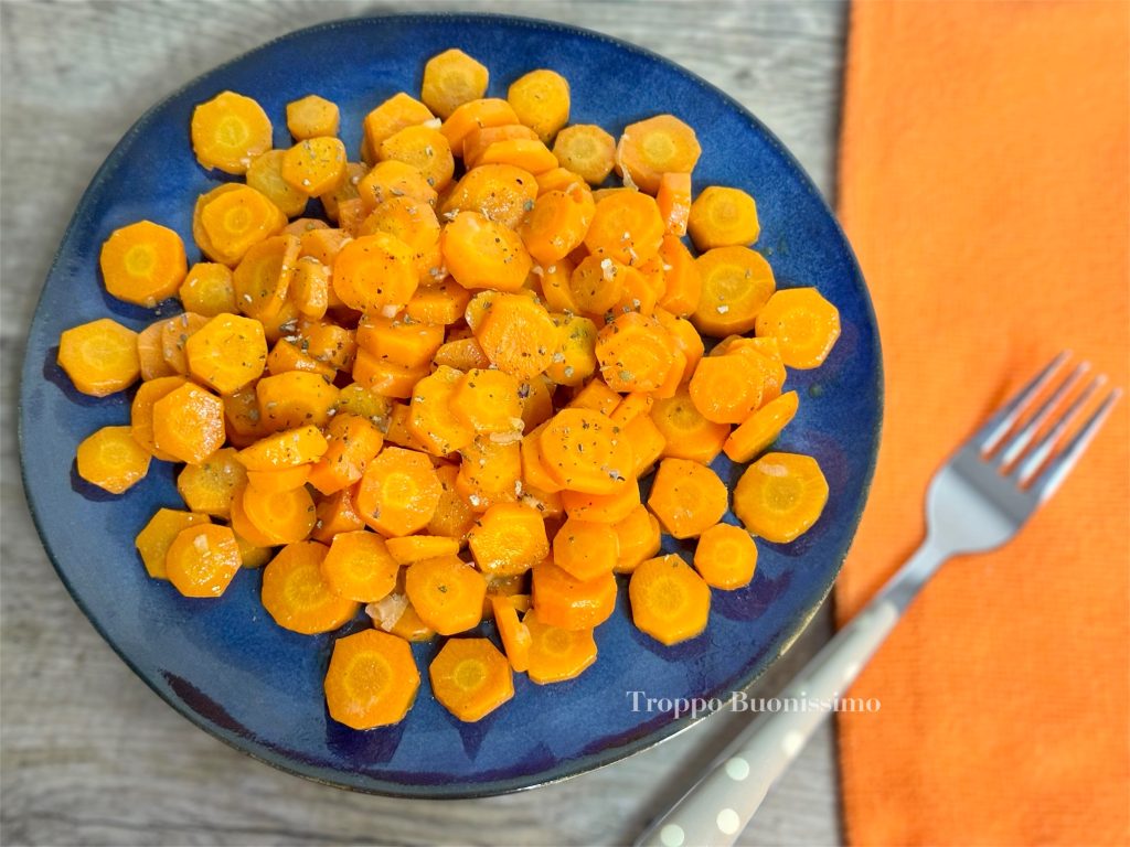 Makkelijk recept voor krokante en aromatische worteltjes in de pan