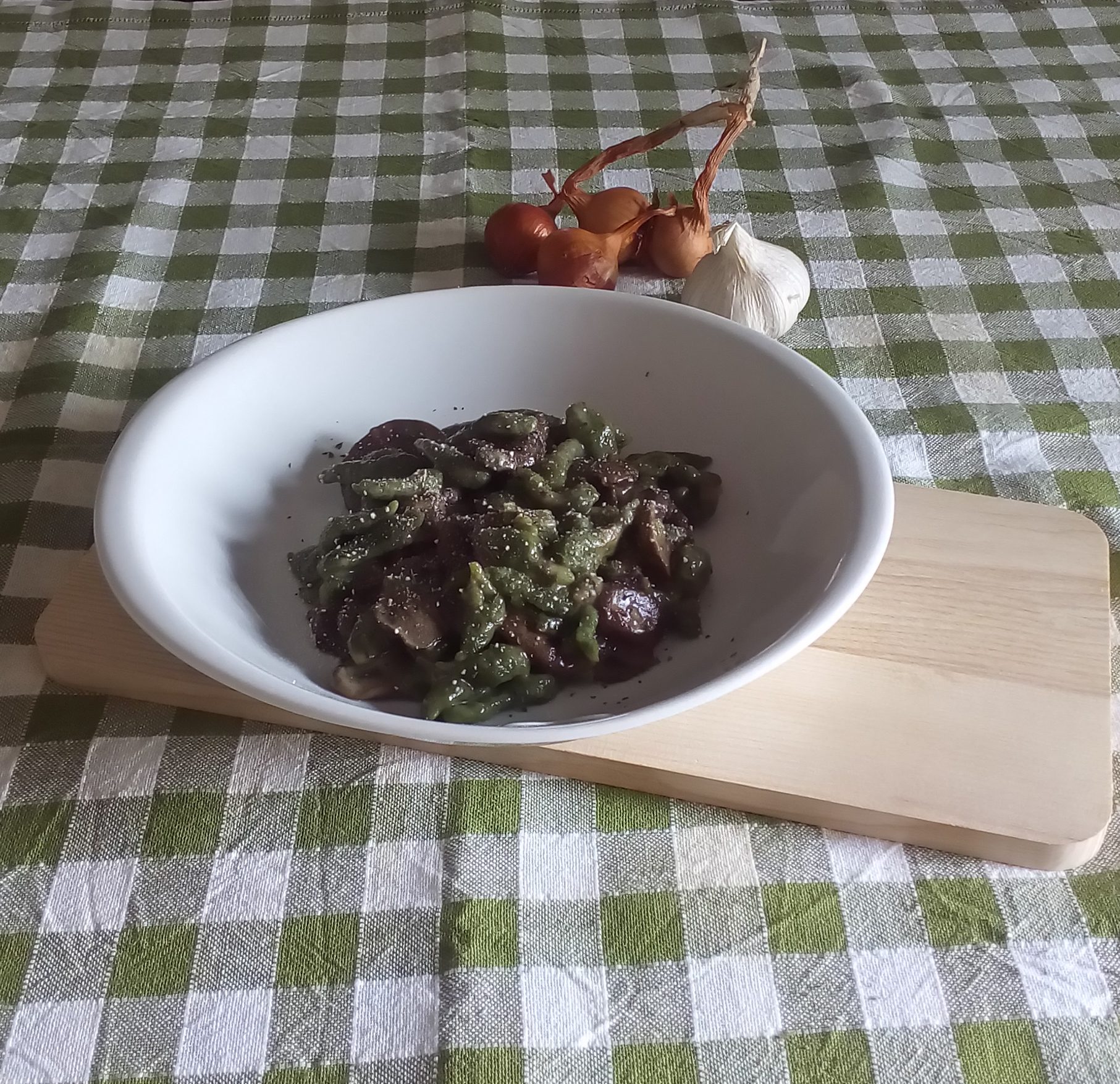 Spätzle met spinazie en champignons