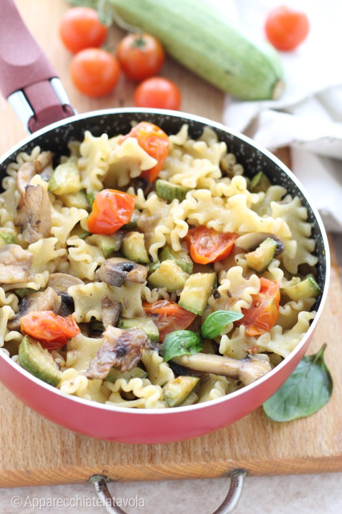 pasta met champignons en courgette
