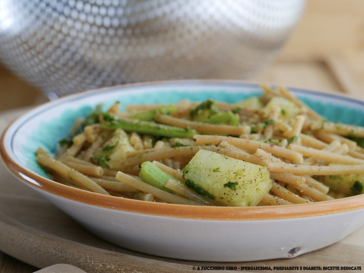 Pasta met Siciliaanse koolraap of cavolo trunzo van Acireale
