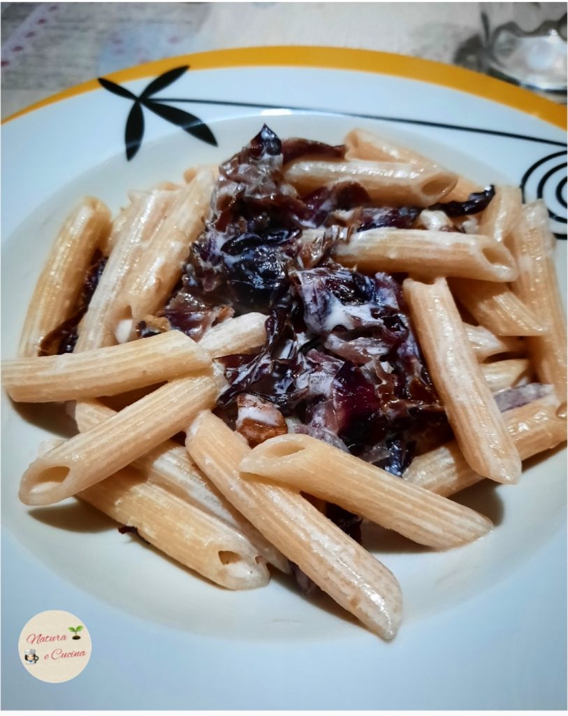 pasta radicchio en walnoten