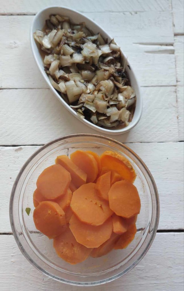 Zoete aardappel en radicchio ovenschotel