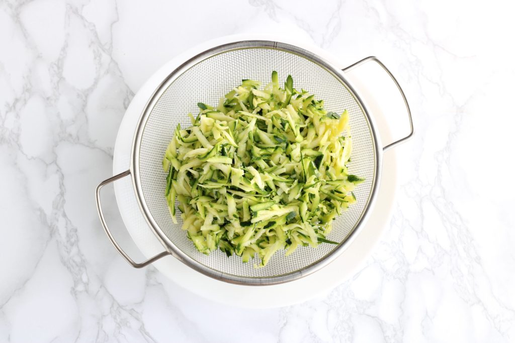 rauwe julienne courgettes