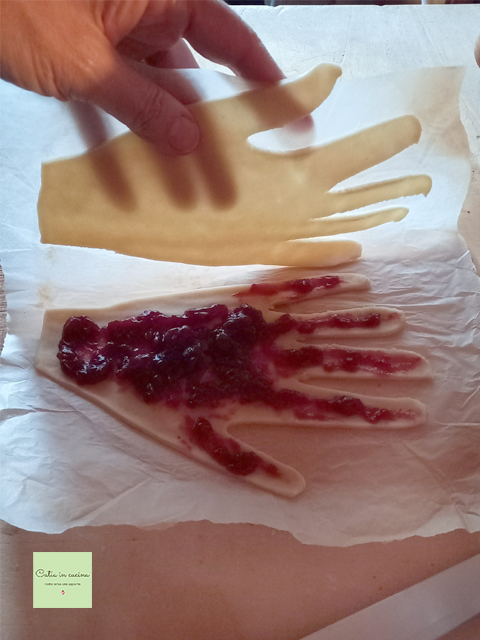 leg de tweede hand op de jam