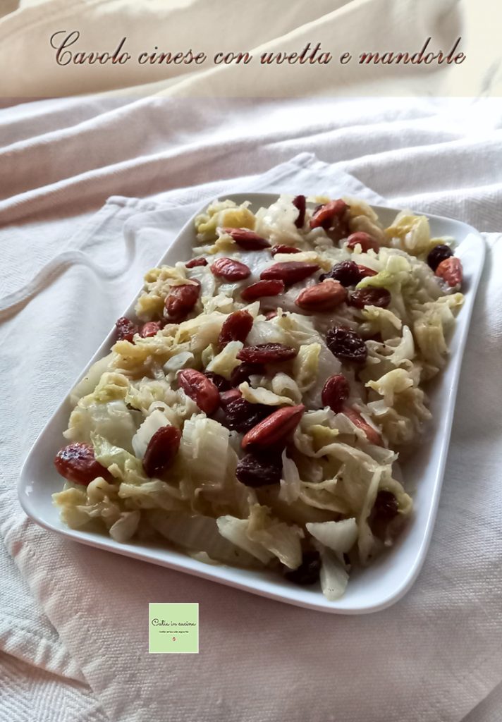 Chinese kool met rozijnen en amandelen