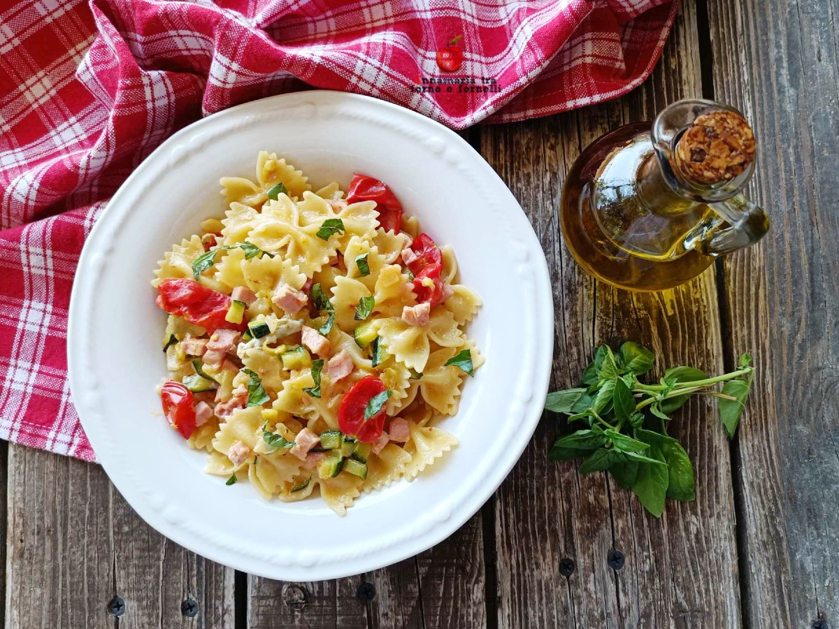 Pasta met courgettes en ham