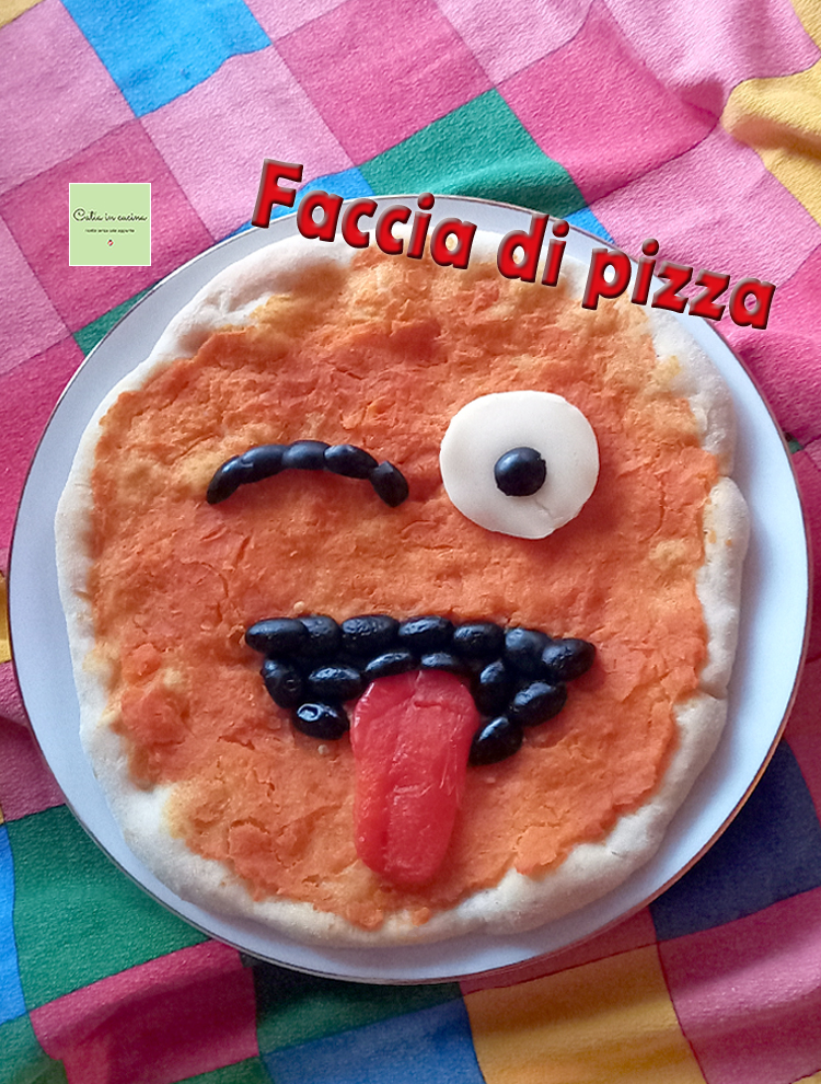 pizza gezicht emoticon met wortel