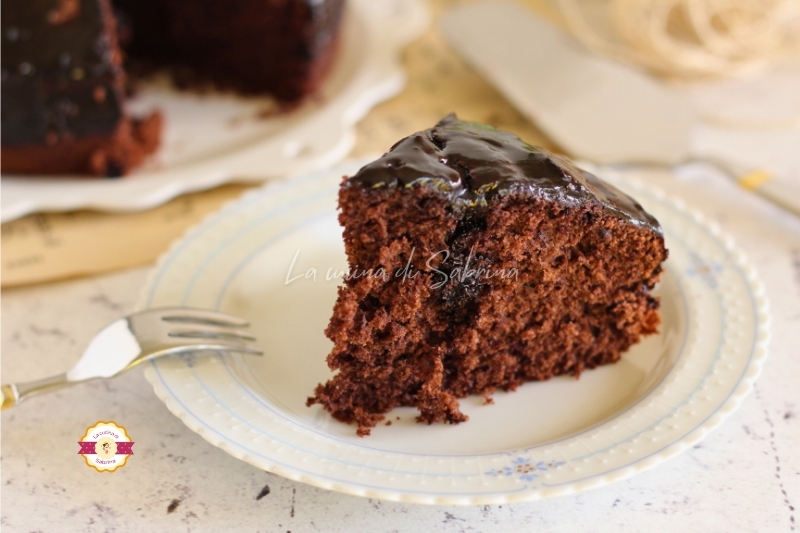 Rode wijn taart met cacaocrème