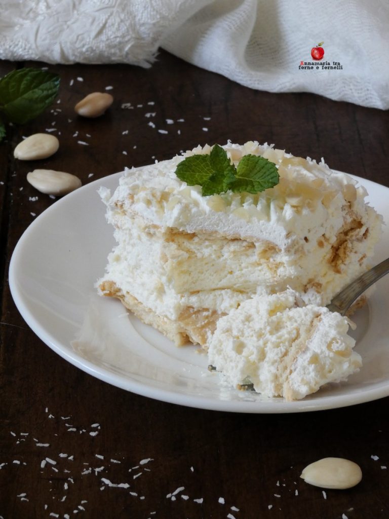 semifreddo met kokos en amandelen stukje plak