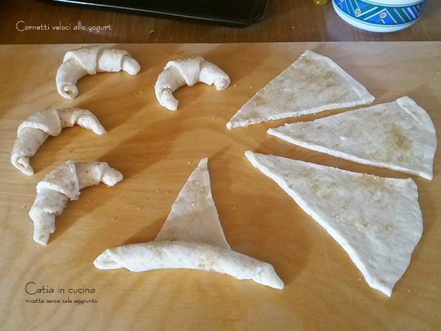 snelle croissants met yoghurt vorming