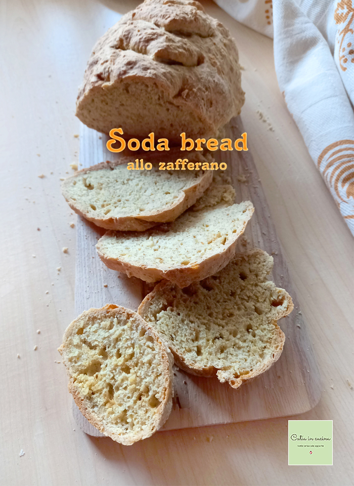 soda brood met saffraan