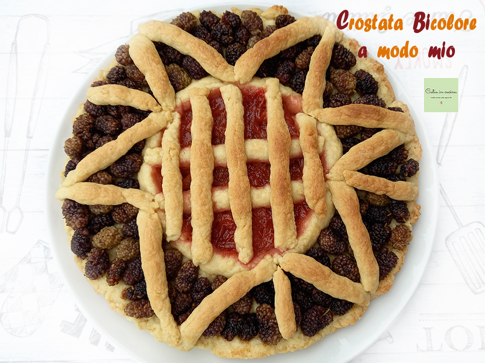 tweekleurige taart met jam en moerbeien