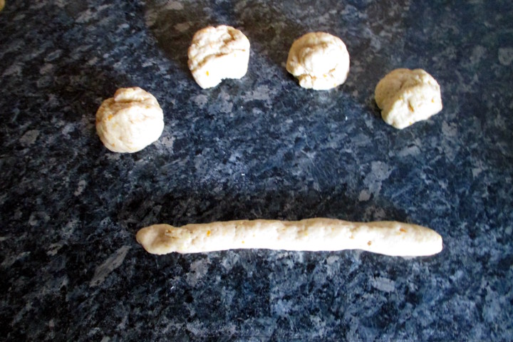 Veganistische struffoli voorbereiding, Eet zonder Buik