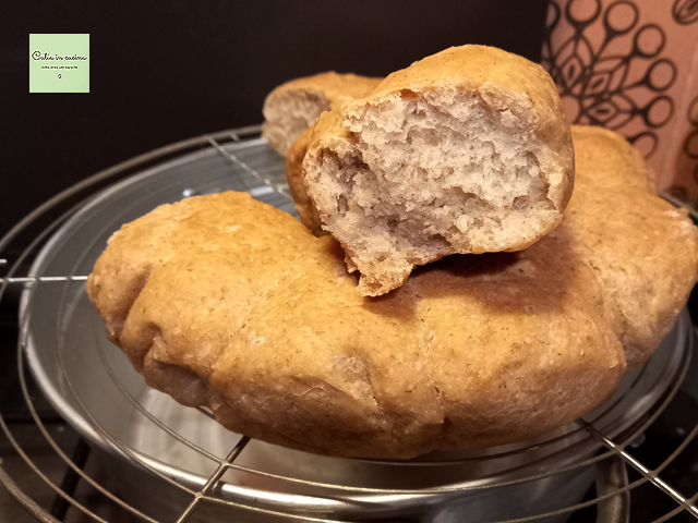 volkorenbrood gebakken in de Versilia-oven