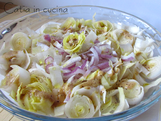 Witlofsalade met mosterdvinaigrette