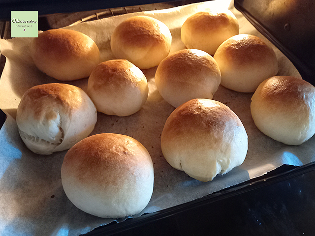 vers gebakken broodjes