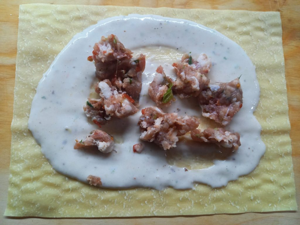 Rose di pasta con salsiccia e verdure