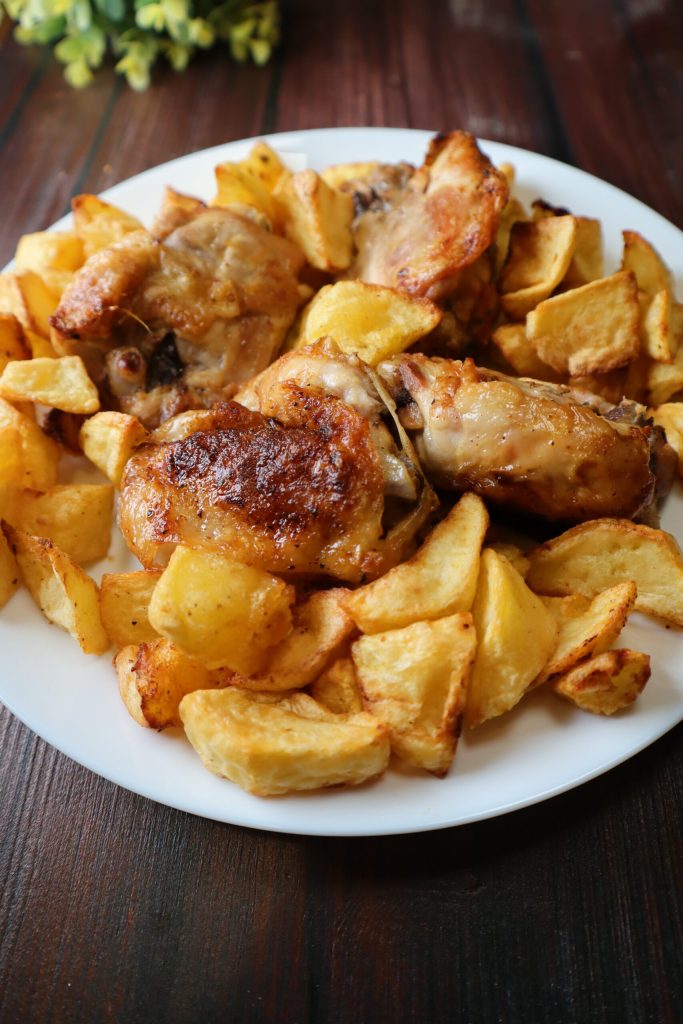 kip met aardappelen heteluchtfriteuse