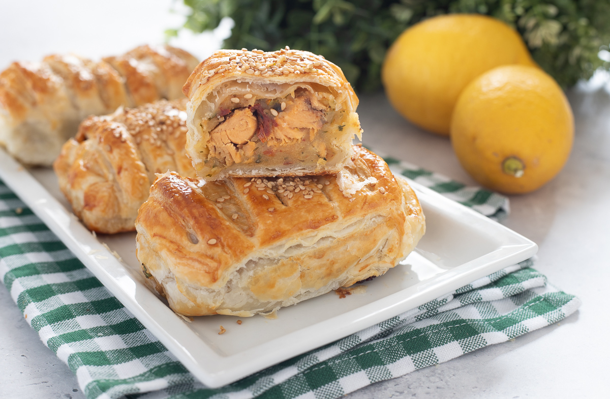 Makreelfilets in olie in bladerdeegkorst