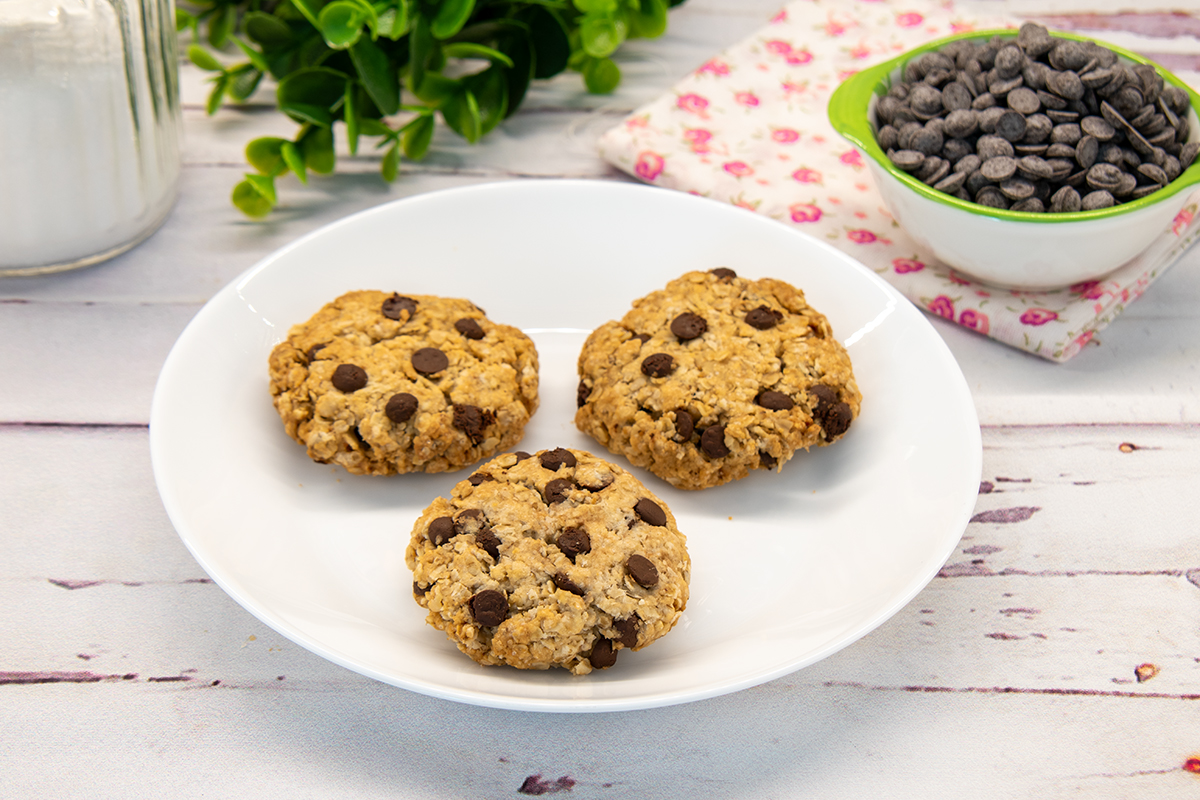 Veganistische chocolade- en havermoutkoekjes