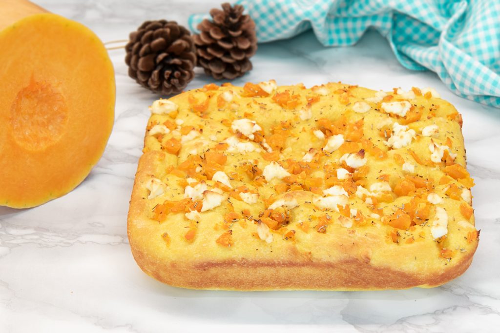 Pompoen en feta focaccia