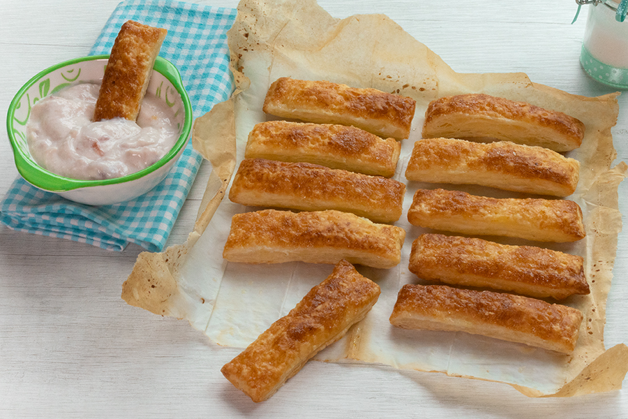 Zoete bladerdeeghapjes in de airfryer