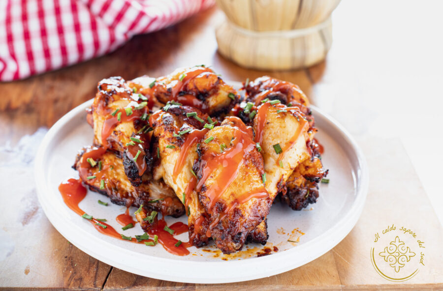 Kipvleugels in de airfryer geglazuurd met paprika