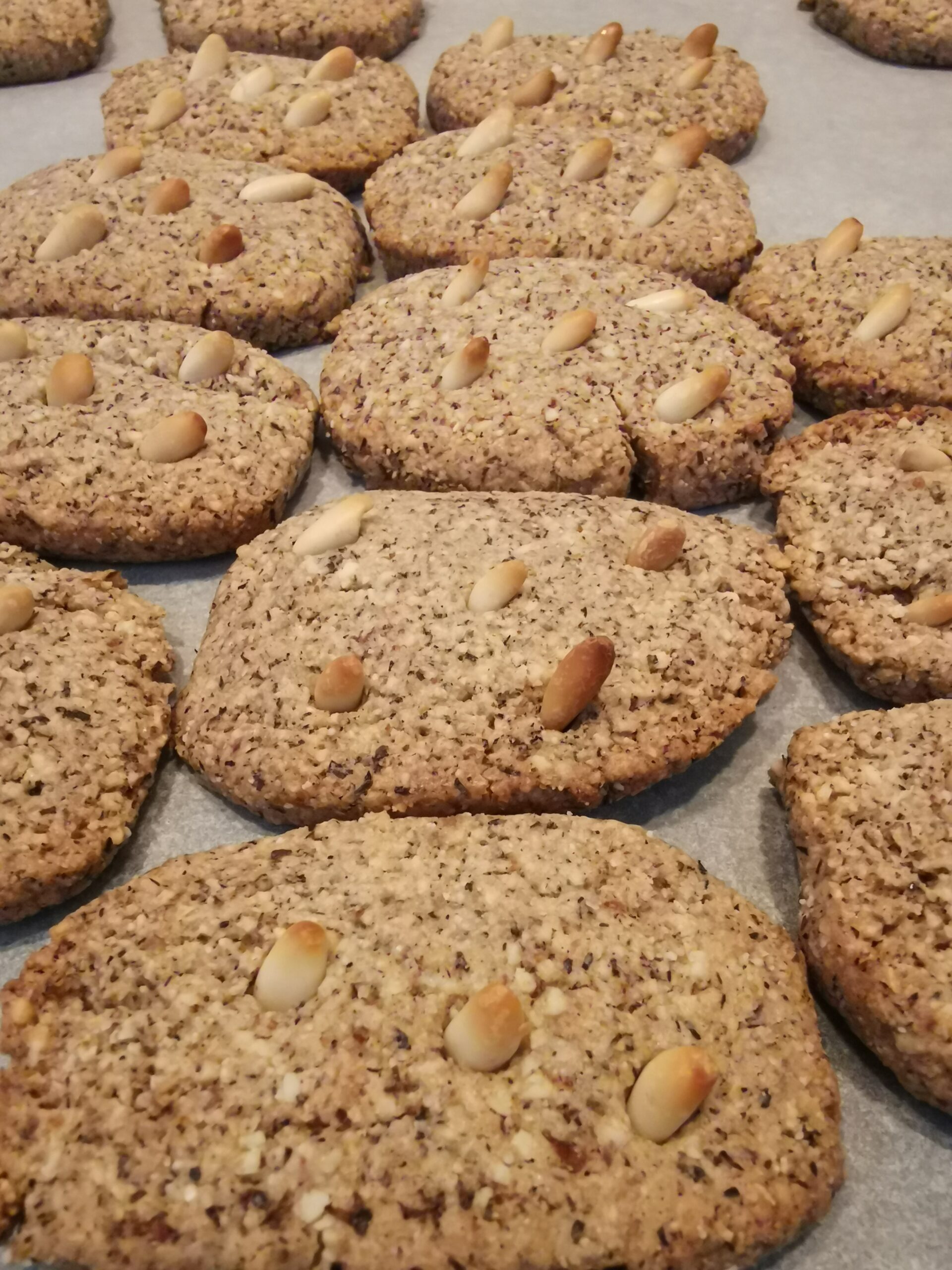 Boekweit- en pijnboompittenkoekjes