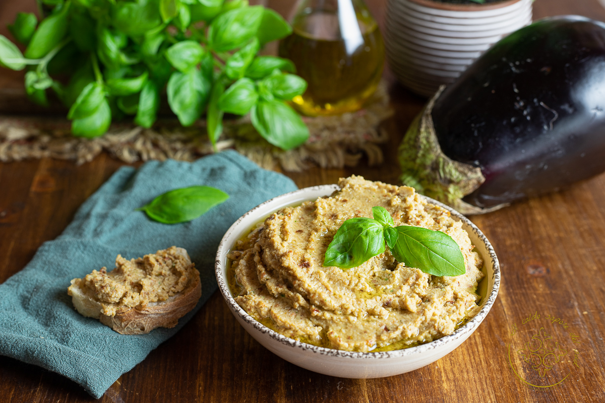 Pesto van aubergine en basilicum