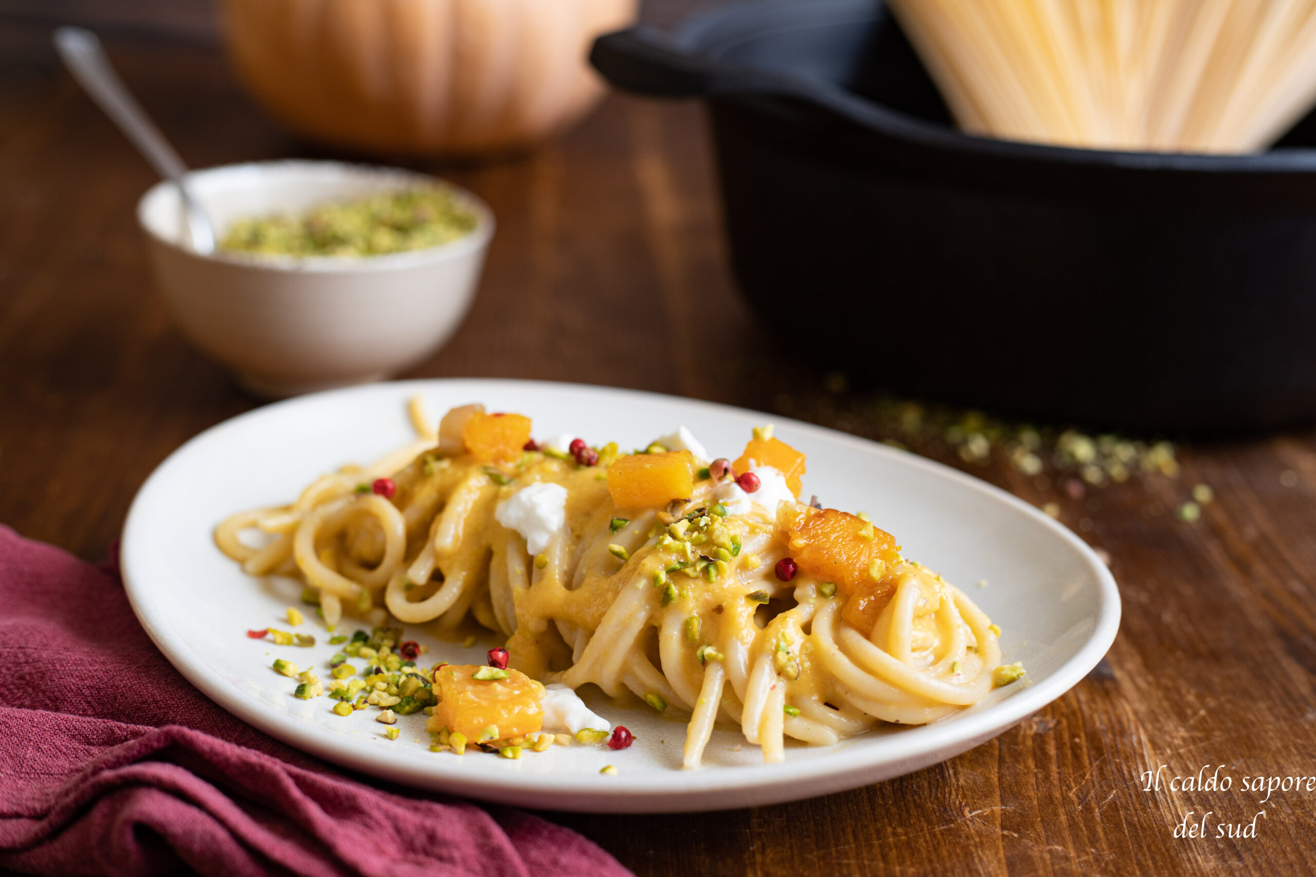 Pasta met pompoencrème en burrata