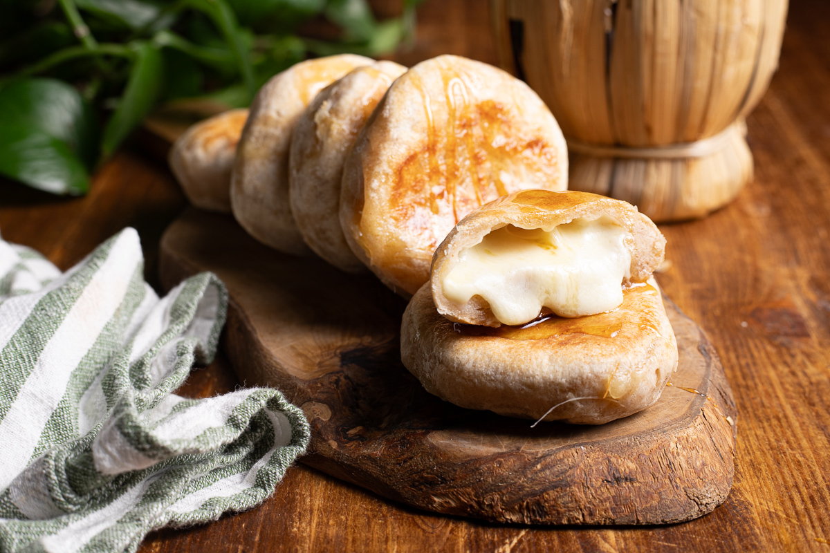 Kaasbroodjes in de pan