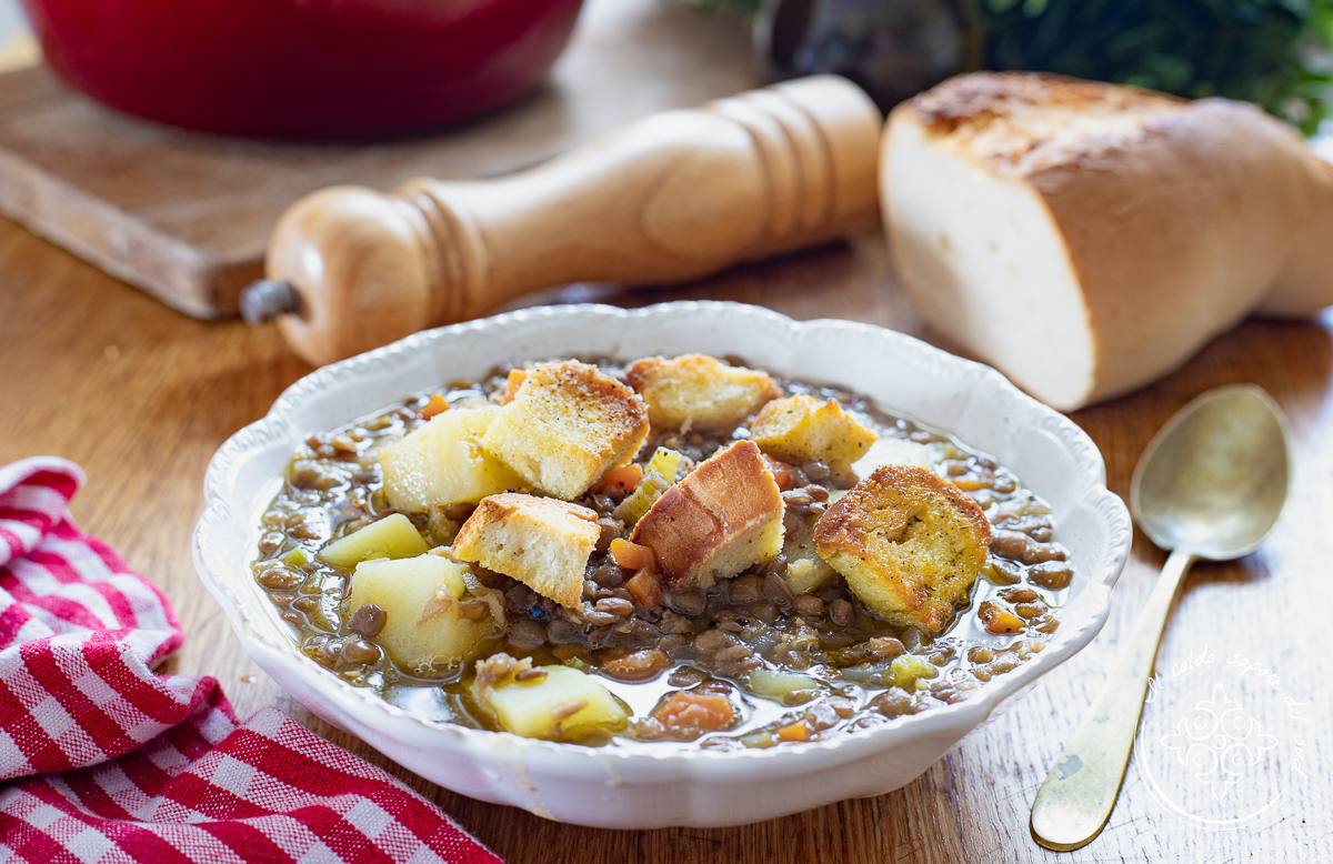 Linzen- en aardappelsoep