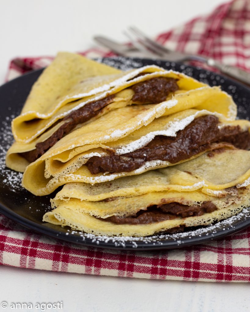 Pannenkoeken met appelcrème en chocolade