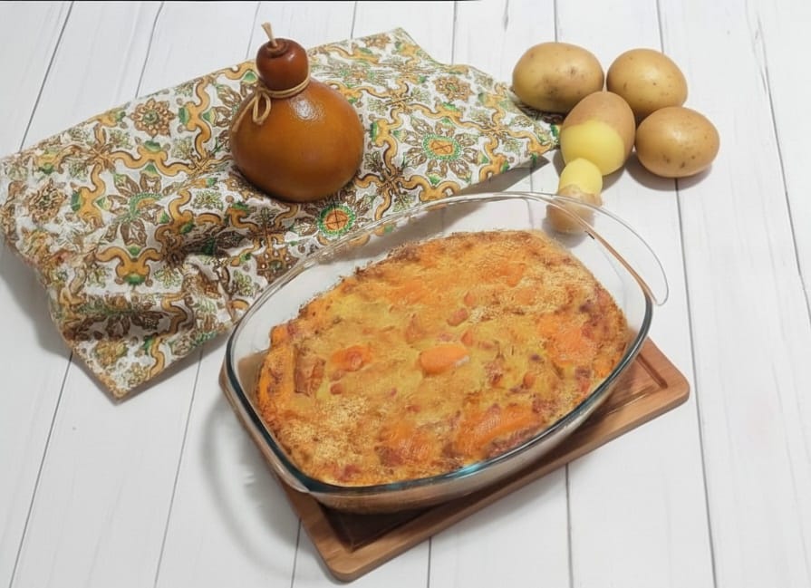 De aardappelgattò met provola en spek