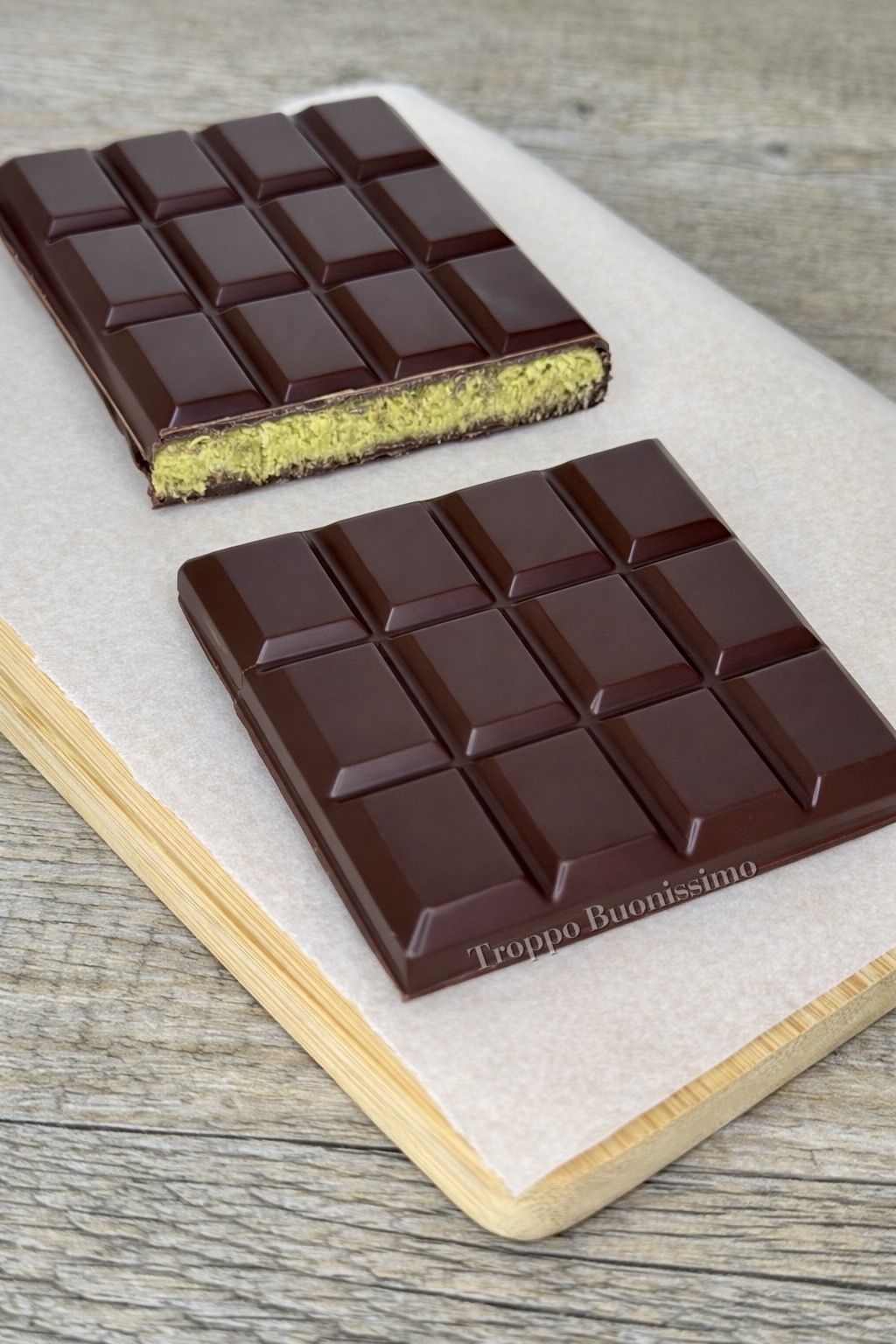 Dubai Chocolate met pistache zonder tahina: de virale reep knapperig en romig