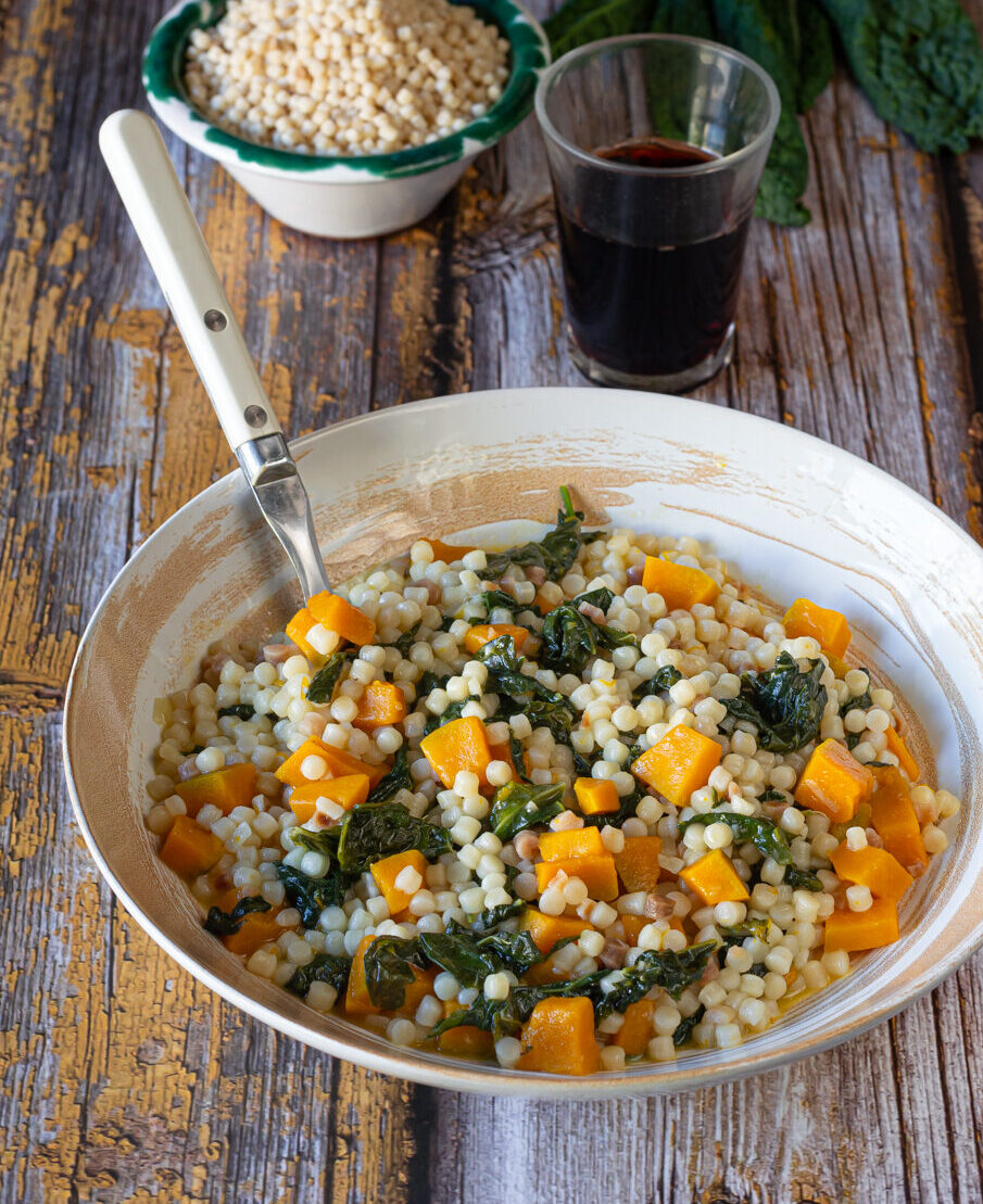 Fregola met pompoen en palmkool