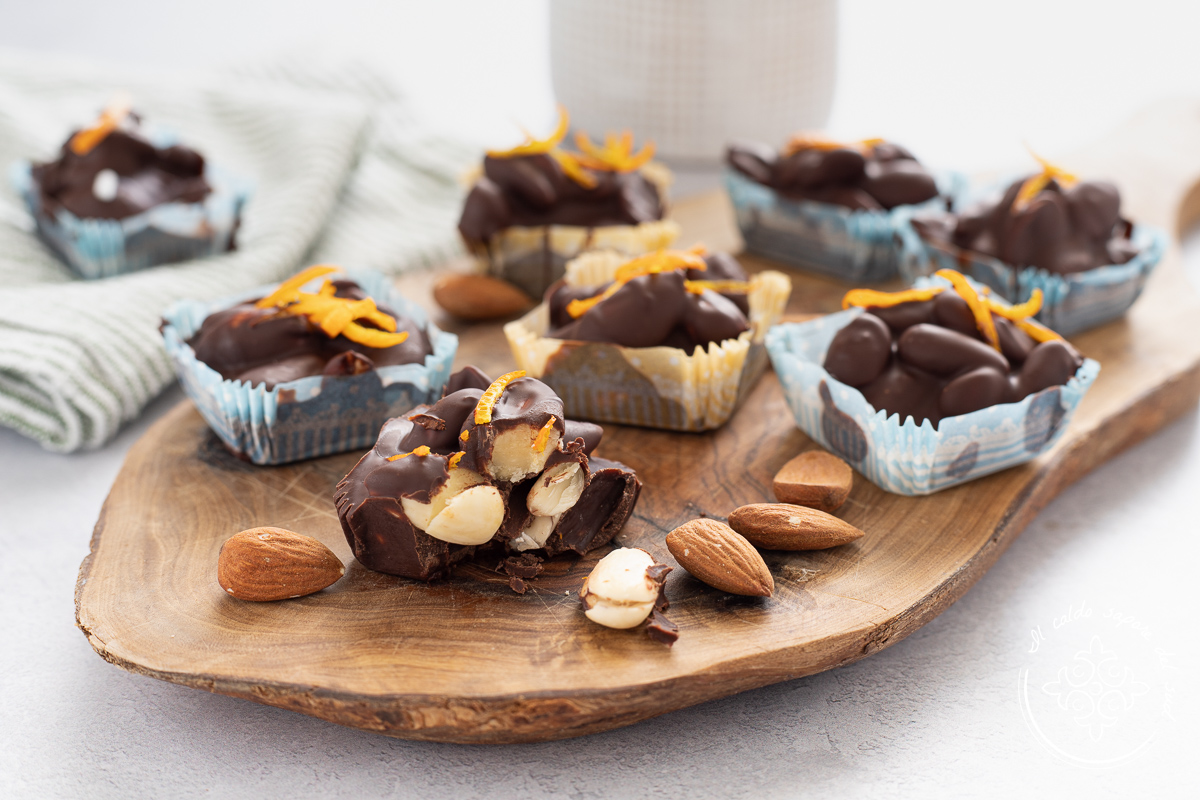 Amandelen bedekt met pure chocolade