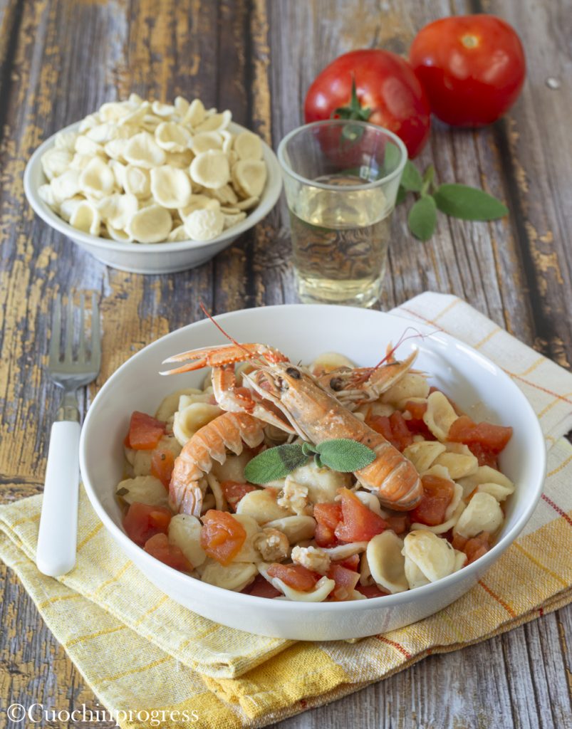 orecchiette met scampi