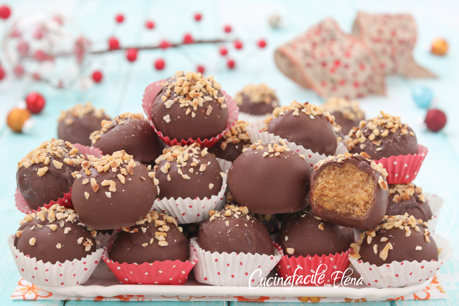 Pandoro, sinaasappel en chocolade balletjes