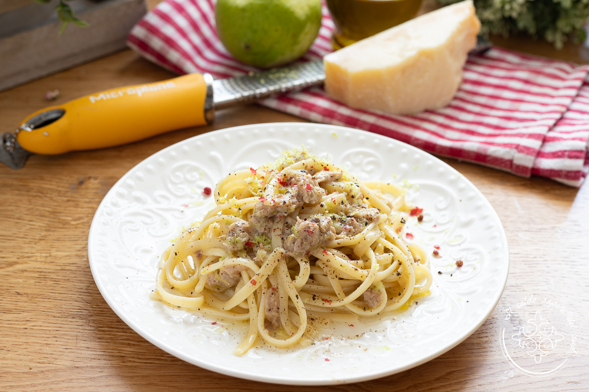 Pasta met tonijn, citroen en Parmezaan