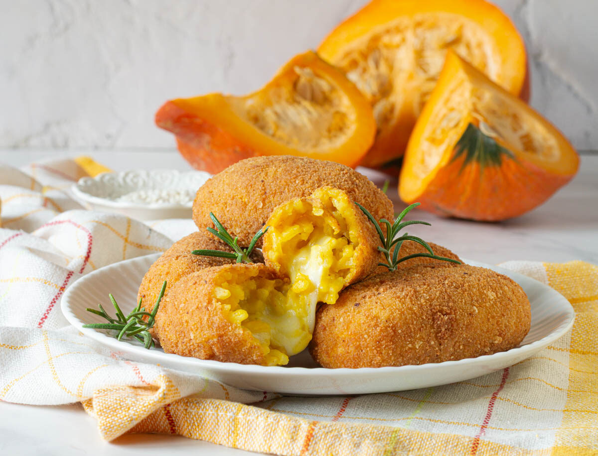 Supplì van rijst met pompoen