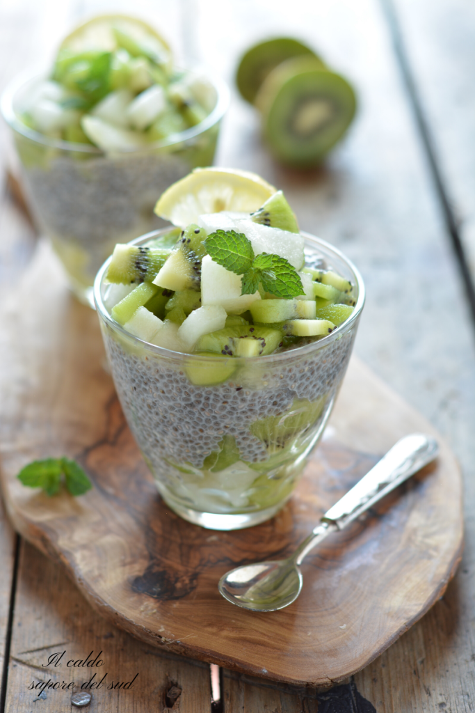 Chiapudding met kiwi en meloen