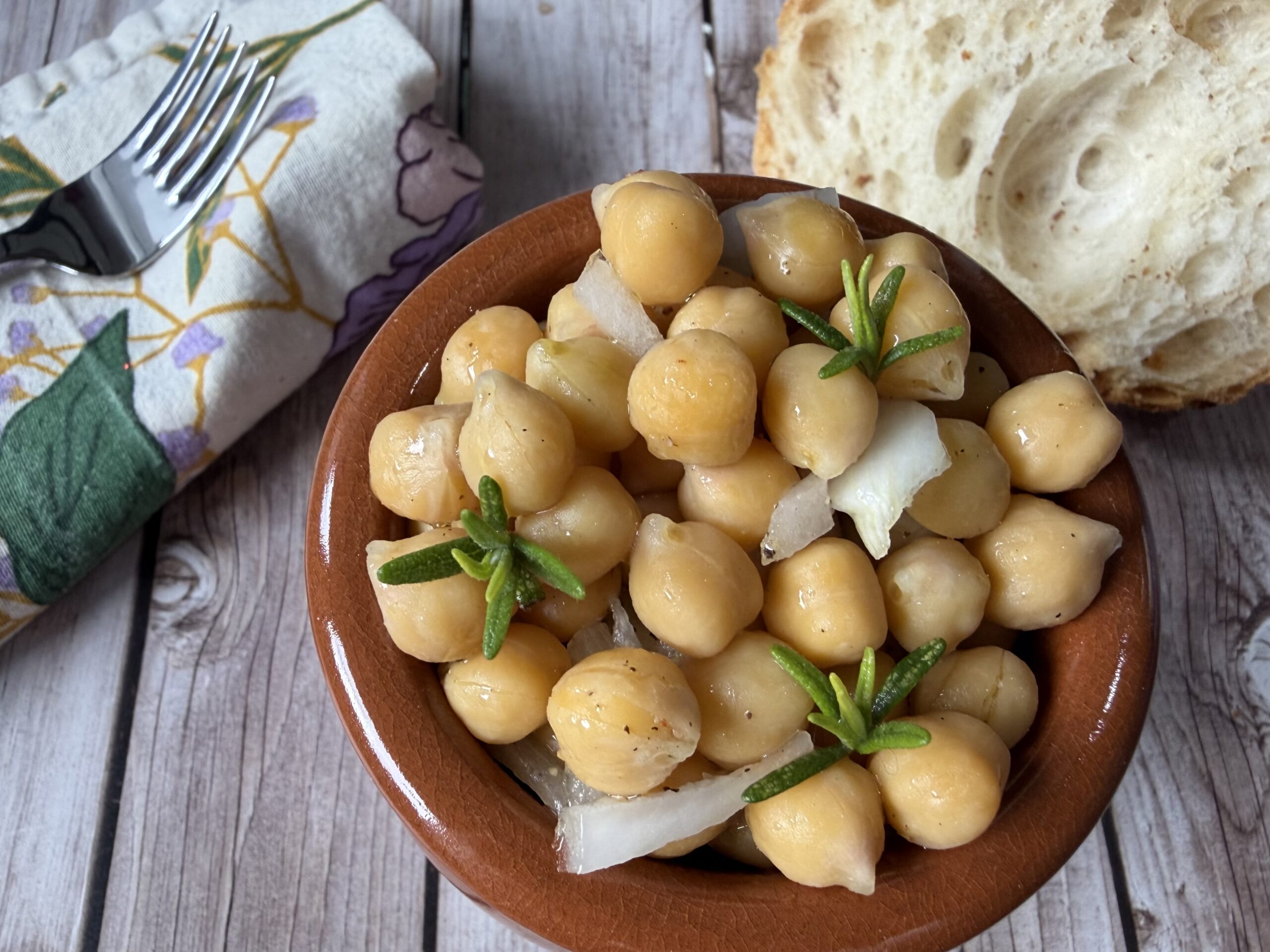 Eenvoudig gekruide kikkererwten: eiwitrijk en snel recept