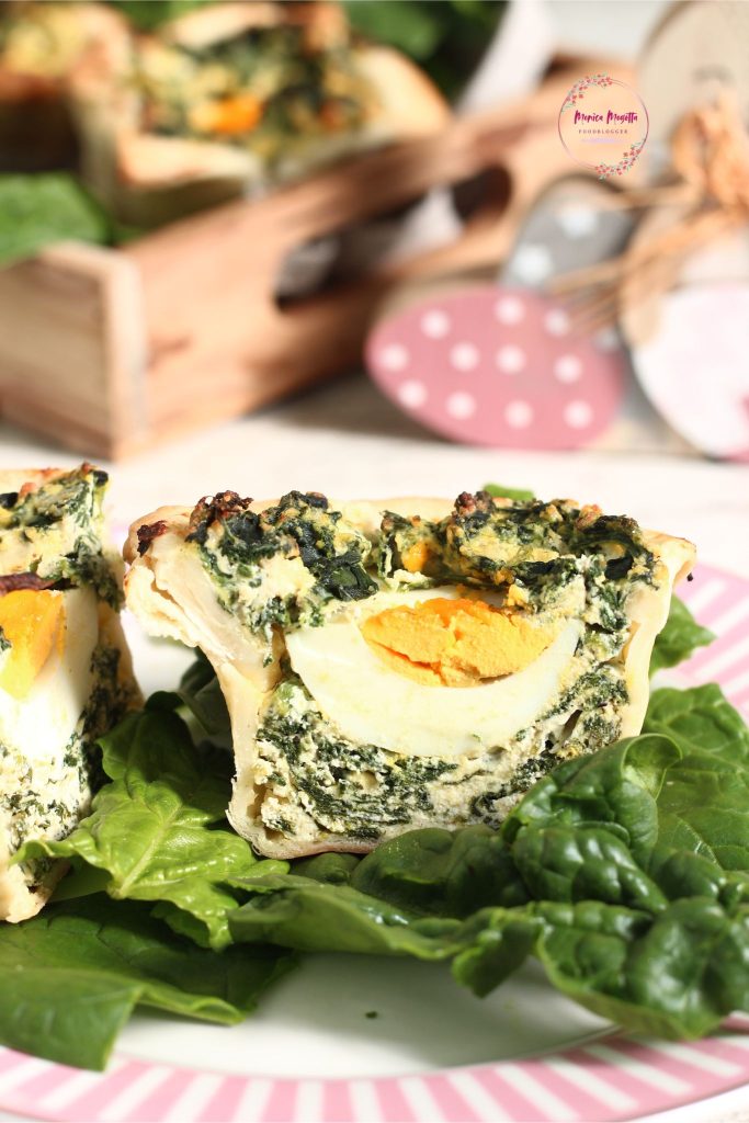 Mini pasqualine-taartjes