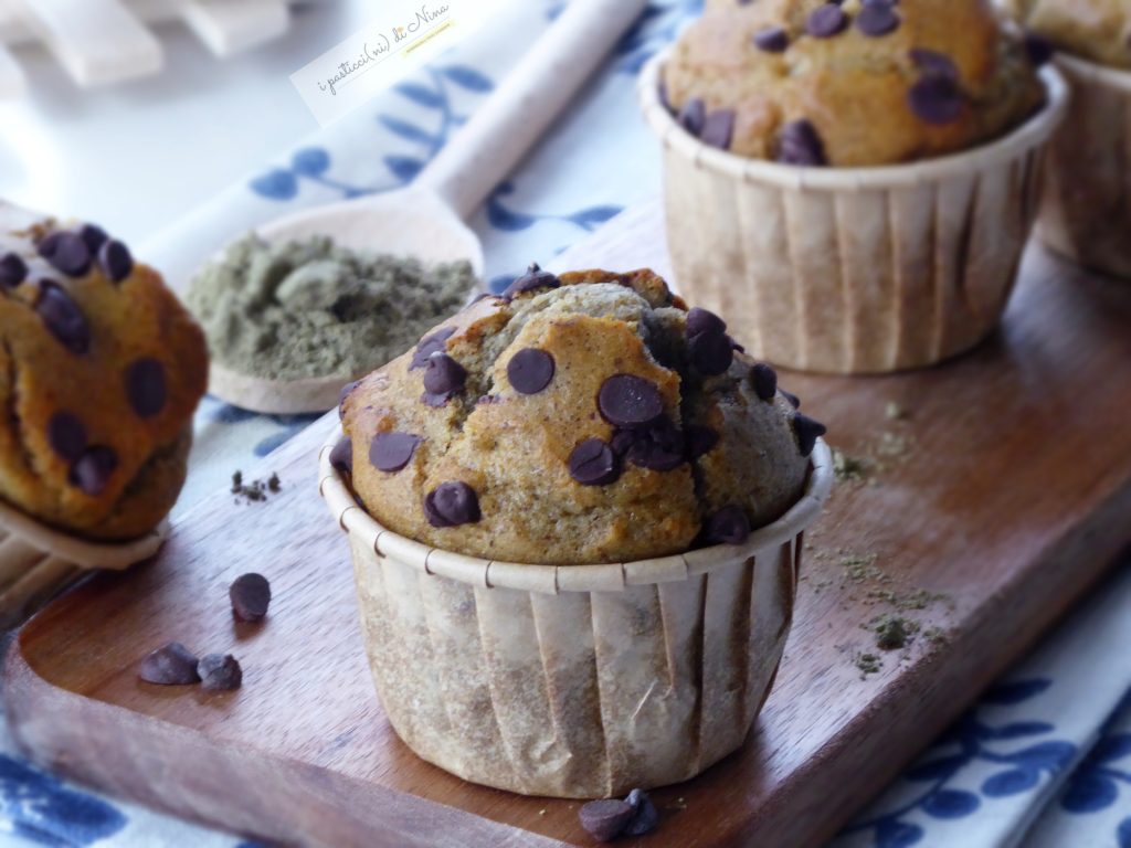 zachte en rustieke eiwitmuffins met hennepmeel