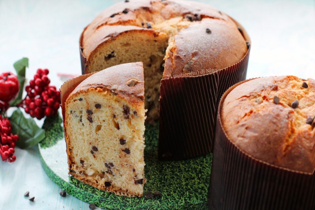 Zelfgemaakte panettone met chocoladestukjes eenvoudig recept i pasticcini di Nina