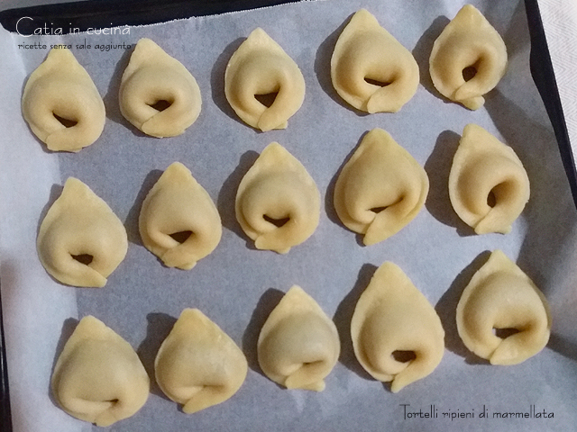 Tortelli van zanddeeg met jam